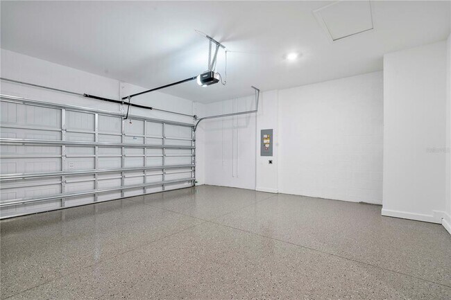 Building Photo - 14735 Bluewater Rd