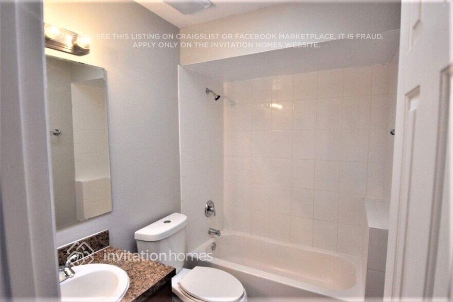 Building Photo - 775 Monroe Harbor Pl
