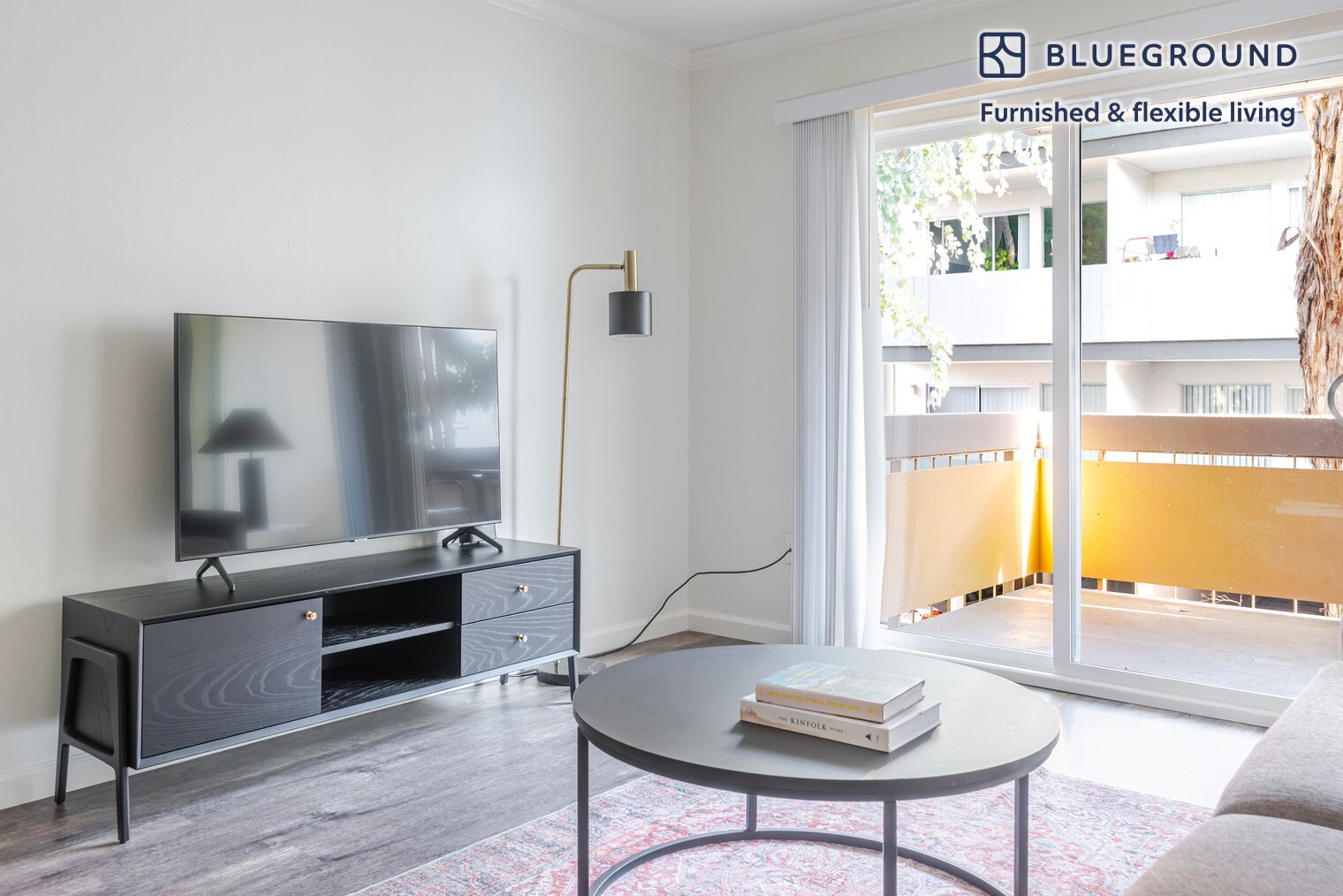 Building Photo - 141 Wellesley Cres