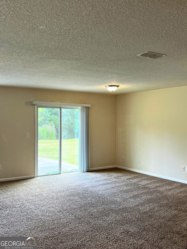 Building Photo - 232 Brooklet Cir