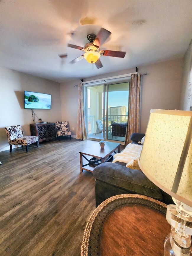 Building Photo - 11800 Front Beach Rd