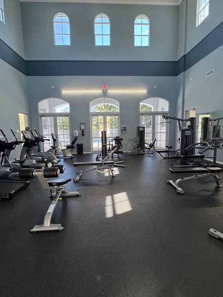 Building Photo - 1241 Via de Fossi