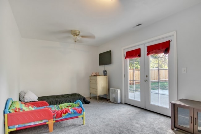 Building Photo - 3-Bedroom Home + Bonus Room, Large Fenced Yard & 2-Car Garage — Graham