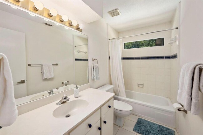 Building Photo - 1903 Fawn Way Ct