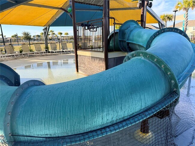 Building Photo - 9948 Red Canoe Aly