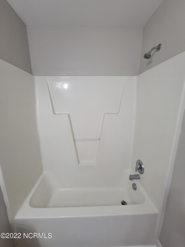 Building Photo - 109 Daughety Ct