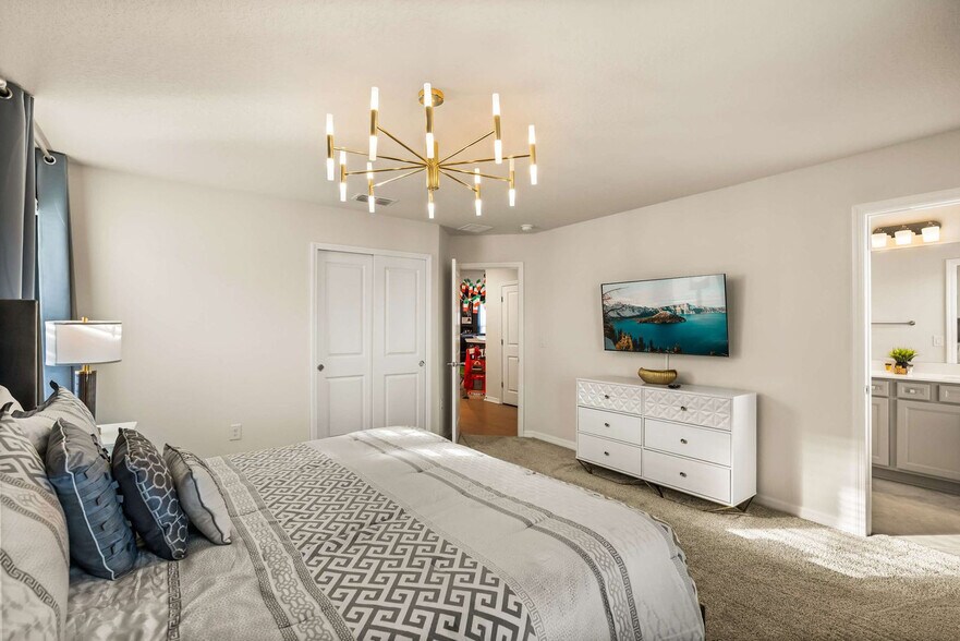 Building Photo - 15979 Sandy Cliffs Dr