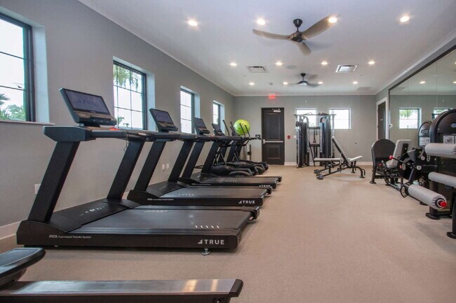 Building Photo - Lakeside Luxury in Parrish - 5 Bedroom BRA...