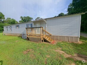 Building Photo - Remodeled 2BR/2BA mobile home off Pine For...