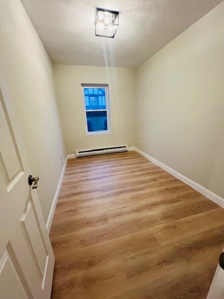 Building Photo - 111 Norway St