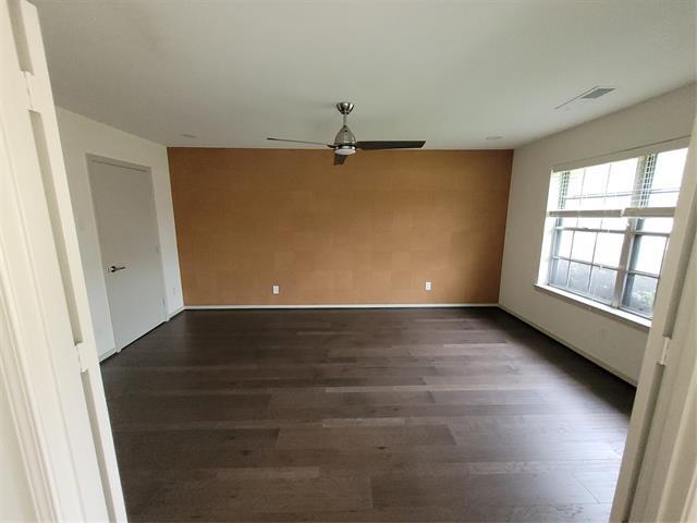 Building Photo - 10626 Ravenscroft Dr