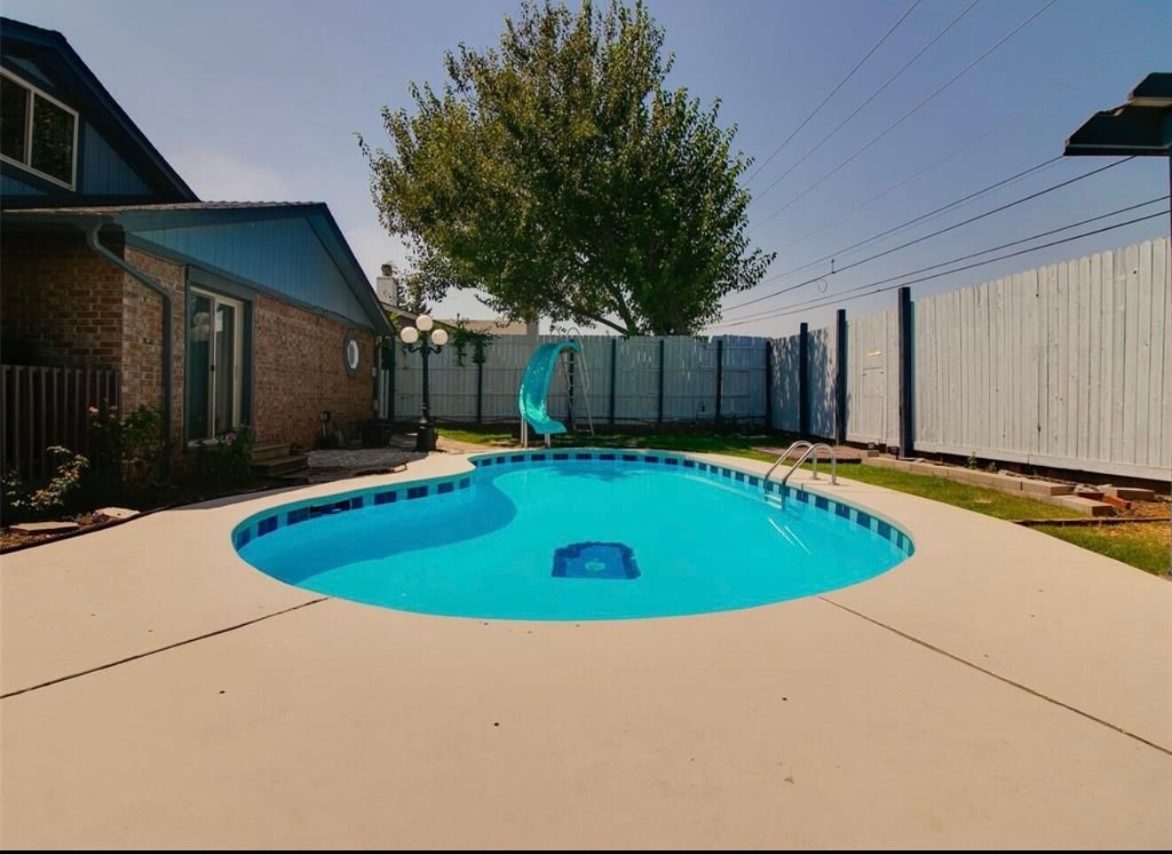 Building Photo - 6705 Bayberry Dr