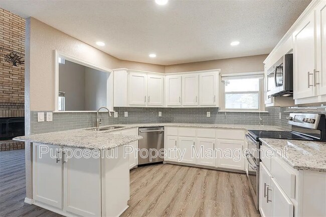 Building Photo - 2501 Patti Pl