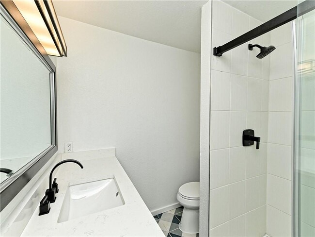 Building Photo - 1509 Oak Heights Dr