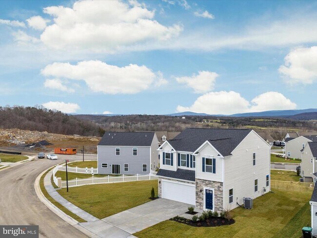 Building Photo - 29 Signal Knob Cottage Dr