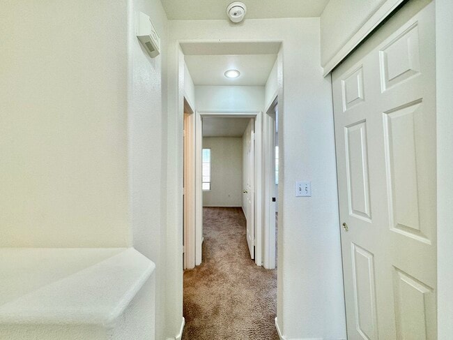 Building Photo - 921 Siena Hills Ln