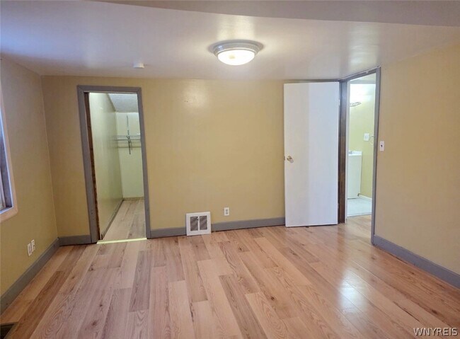 Building Photo - 80 Midland Dr
