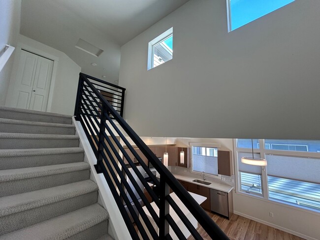 Building Photo - 4234 Cameo Ln