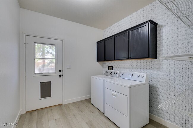 Building Photo - 8447 Brody Marsh Ave