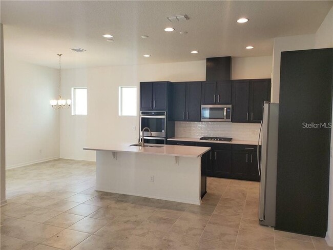 Building Photo - 16942 Tradewind Pt