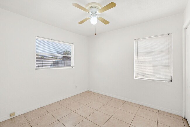 Building Photo - 480 Falmouth Ave