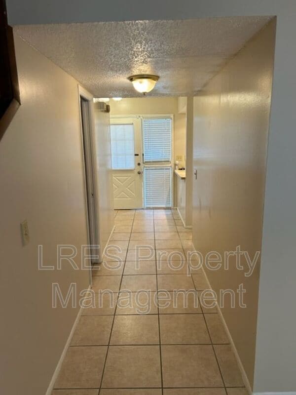Building Photo - 4603 Lighthouse Cir