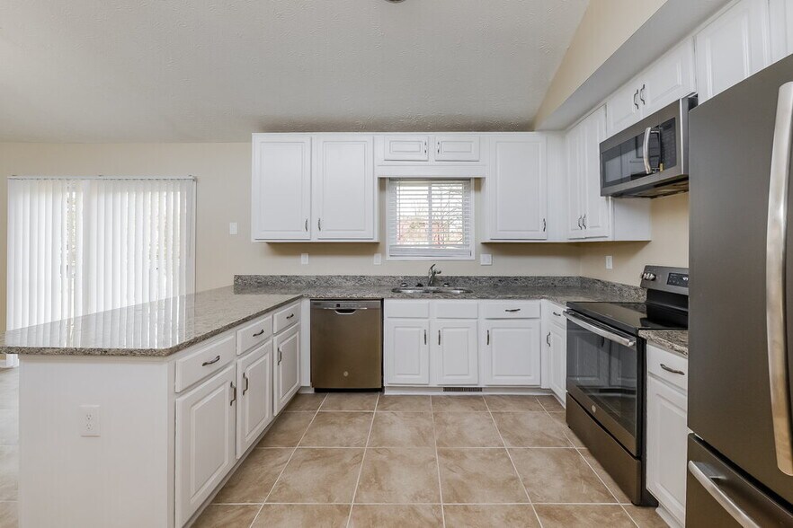 Building Photo - 3833 Chimney Mill Trail
