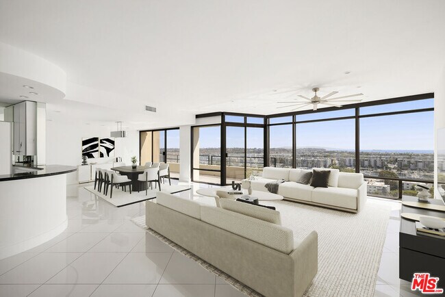 Building Photo - 4267 Marina City Dr