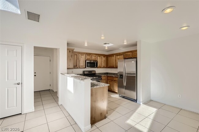 Building Photo - 6384 Blue Twilight Ct