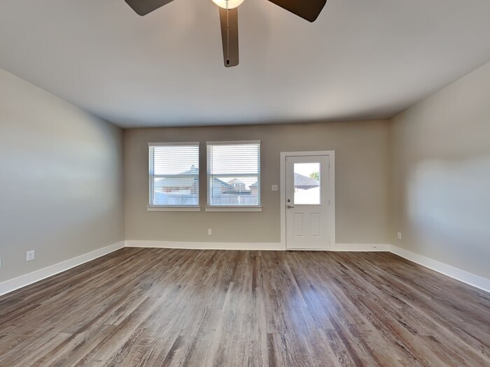 Building Photo - 1419 Marvin Gardens