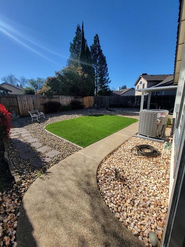 Building Photo - Charming single-family home in Briggs Ranch neighborhood!