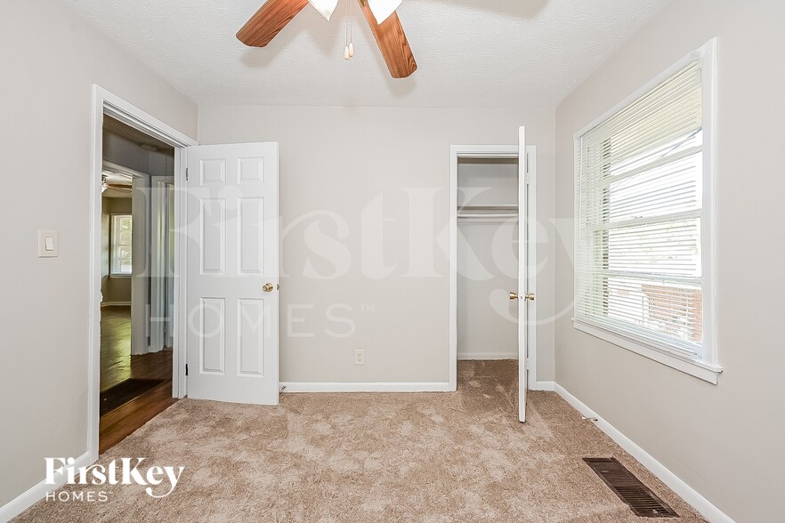 Building Photo - 5632 Cypress Dr