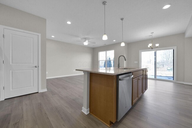 Building Photo - 5515 Fawnsbury Ct