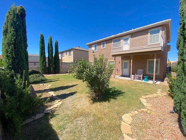 Building Photo - East El Paso Refrig A/C 4bed across from Park!