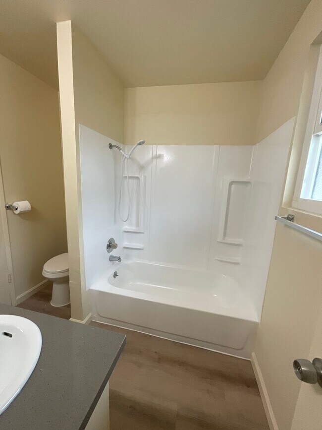 Building Photo - 7711 Fillmore Dr