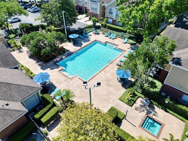 Building Photo - 13025 Mulberry Park Dr