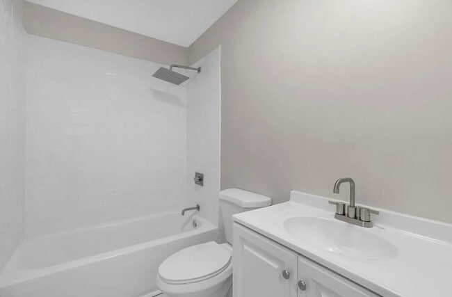 Building Photo - 2218 Orleans St