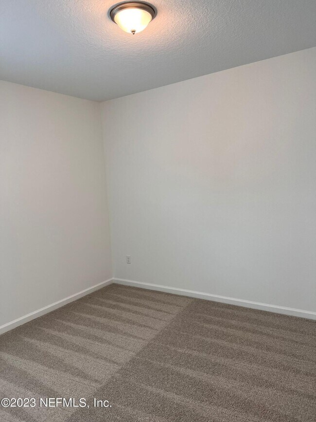 Building Photo - 20 Wilgrove Pl