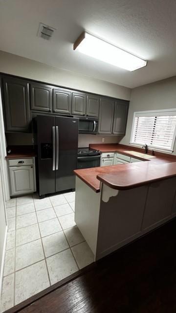 Building Photo - 126 Summer Pl Cir
