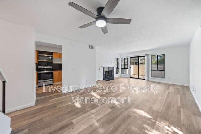 Building Photo - 5715 Baltimore Dr