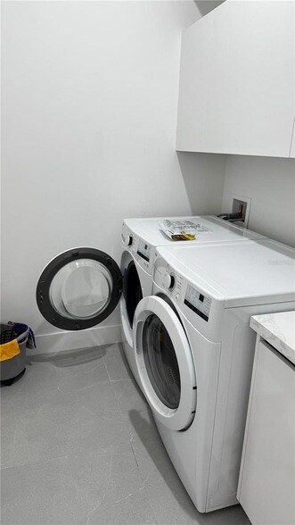 Building Photo - 230 W Pine Valley Ln