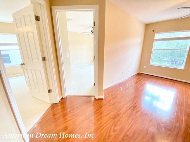 Building Photo - 10973 Willow Ridge Loop
