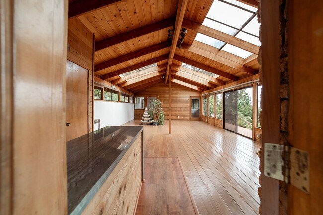 Building Photo - Unique Carmel Highlands 2 Bed, 2 Bath + Sunroom & Office
