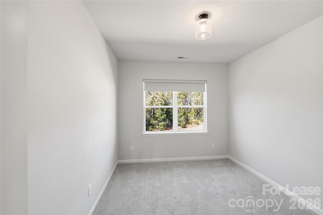 Building Photo - 423 Vinroot Aly