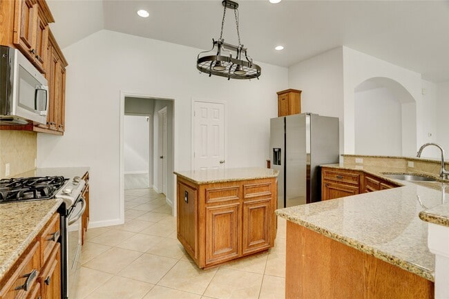 Building Photo - 13612 Summer Cloud Ln