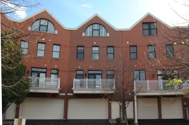 Building Photo - 1813 Admiral Ct