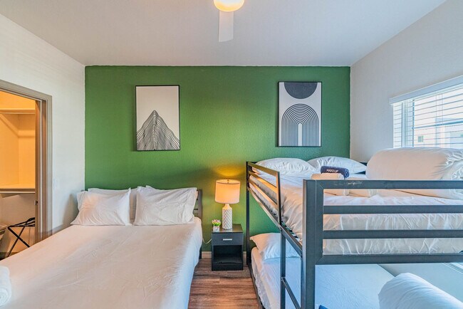 Building Photo - 9600 W Georgia Ave