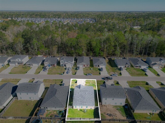 Building Photo - 15708 Del Norte Dr
