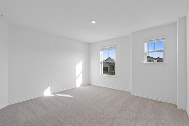 Building Photo - 812 Heartseed Ave