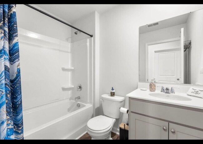 Building Photo - 645 Silver Spruce St